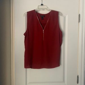 INC sleeveless Red blouse with zip detail size Xl